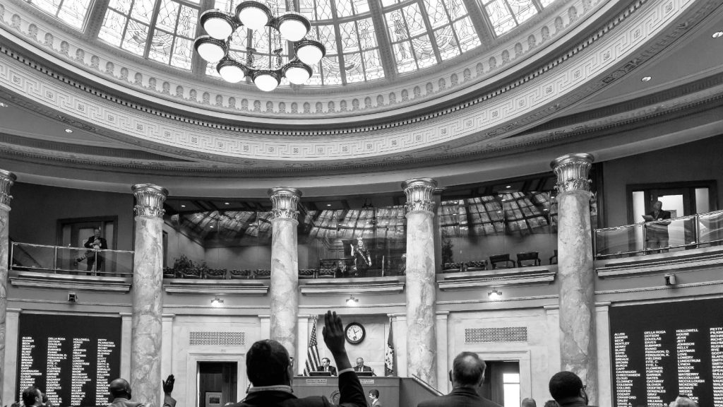 2019-04-02_House Session_Cover_3K0A6688.jpg