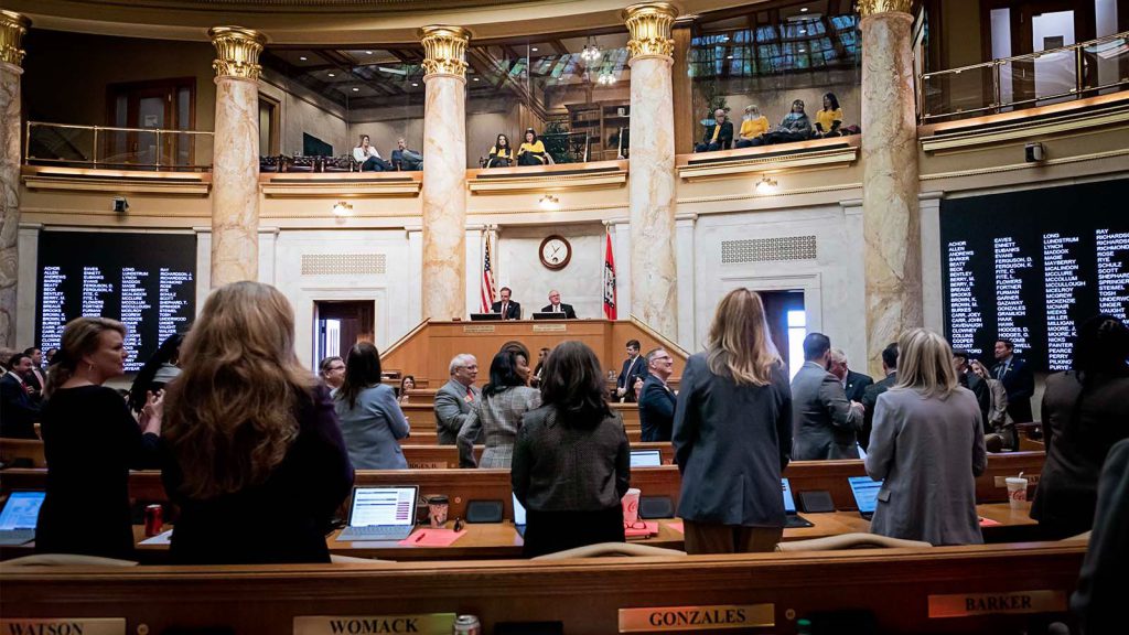 NEWSLETTER_2023-01-19_House Session_1600px copy.jpg